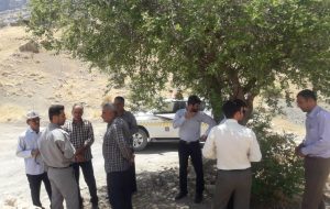 بازدید فرماندار شهرستان اندیکا وجمعی از مسئولین از روستای کفت هچه منطقه دشتگل