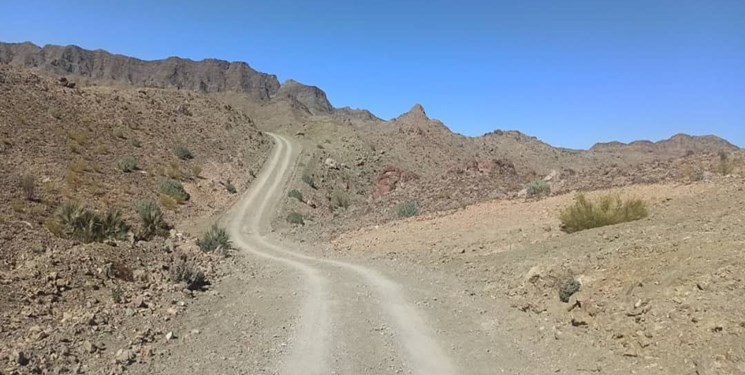 جاده های خاکی مانع جدی توسعه روستاها / جاده روستای دوستی جلیلی چشم انتظار توجه مسئولین شهرستان اندیکا