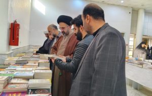 رئیس اداره فرهنگ و ارشاد اسلامی مسجدسلیمان از گشایش نمایشگاه کتاب ۵۰ درصد تخفیف خبر داد