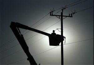 قطع برق برخی مناطق شهر هفتکل در دمای ۴٠ درجه!