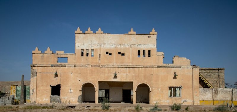 باشگاه تاریخی کاوه زیر آوار بی توجهی/ سکوت مسئولان نه تنها یک بنای تاریخی بلکه اعتماد عمومی را نیز ویران می کند/ رسالت ارتش حفظ منافع ملی است