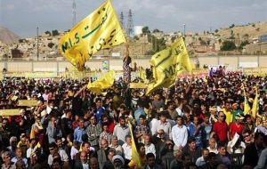 هواداران نفت مسجدسلیمان خواستار پیگیری ویژه مسئولین فدراسیون فوتبال و برنامه “فوتبال یک” درباره بازگشت غیرقانونی امتیاز داماش گیلان شدند