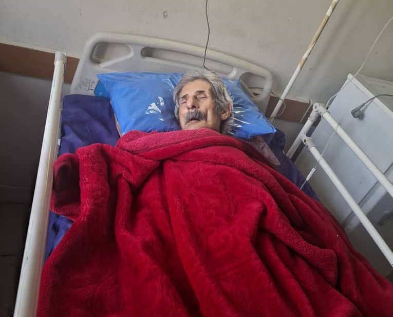 توسط دکتر امین نیک خلقاستاد نورالله مومن نژاد تحت عمل تخصصی تعویض مفصل لگن قرار گرفت