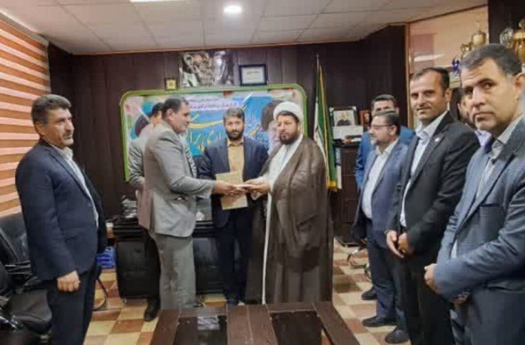 مدیر جدید آموزش و پرورش لالی معارفه شد/علی هزاریان جانشین ابراهیمی شد