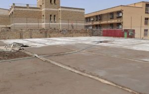 گامی مؤثر در یکی از کهن‌ترین مناطق شهر اولین‌ها / احداث زمین چمن مصنوعی در بازار چشمه علی آغاز شد