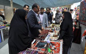 افتتاح روستا بازار و نمایشگاه صنایع دستی در مسجدسلیمان با حضور مسئولان استانی و شهرستانی