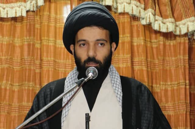 آخرین نماز جمعه حجت‌الاسلام سید اکبر موسوی در اندیکا برگزار شد