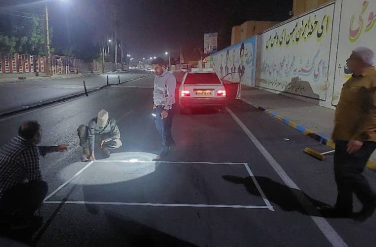 آغاز عملیات رنگآمیزی علائم هشداردهنده و خطکشی پیادهروهای ورودی مدارس در مسجدسلیمان آغاز عملیات رنگآمیزی علائم هشداردهنده و خطکشی پیادهروهای ورودی مدارس در مسجدسلیمان
