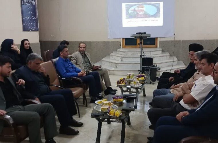 به مناسبت روز مولوی مراسم بزرگداشت این شاعر بلندآوازه ایران در لالی برگزار شد
