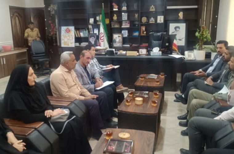 جلسه زیبا سازی و باز طراحی منظر شهر لالی برگزار شد جلسه زیبا سازی و باز طراحی منظر شهر لالی برگزار شد