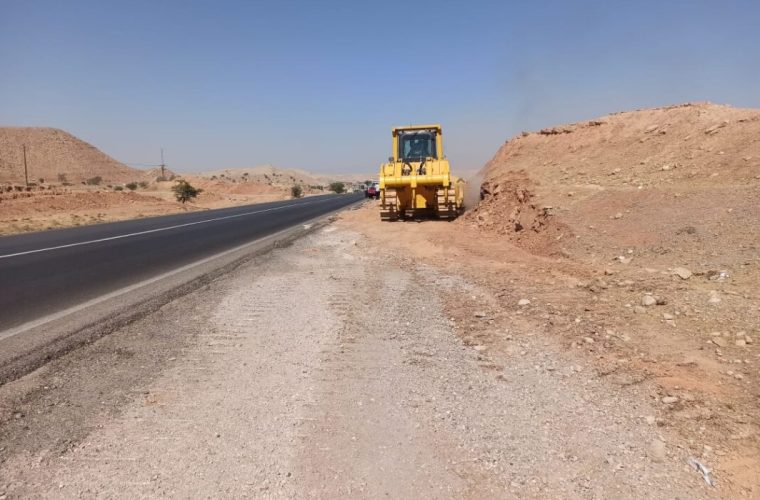 اجرای عملیات اصلاح و بهسازی در محور های لالی / بهسازی قطعه سوم محور لالی – اهواز با اعتبار ۱۰۰ میلیارد اجرای عملیات اصلاح و بهسازی در محور های لالی / بهسازی قطعه سوم محور لالی – اهواز با اعتبار ۱۰۰ میلیارد