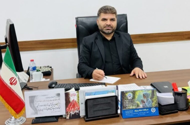 حاتم حسینی خواه به عنوان بخشدار جدید آبژدان معارفه شد