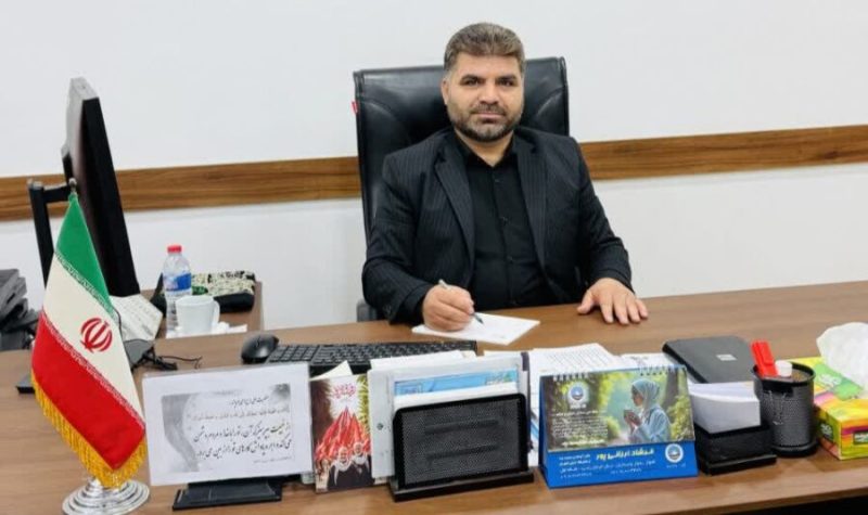 حاتم حسینی خواه به عنوان بخشدار جدید آبژدان معارفه شد